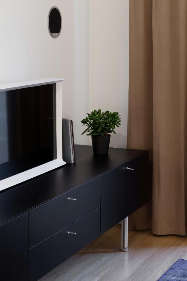 Design Studio Apartment With Balcony By Hostlovers Kaunas Exterior photo